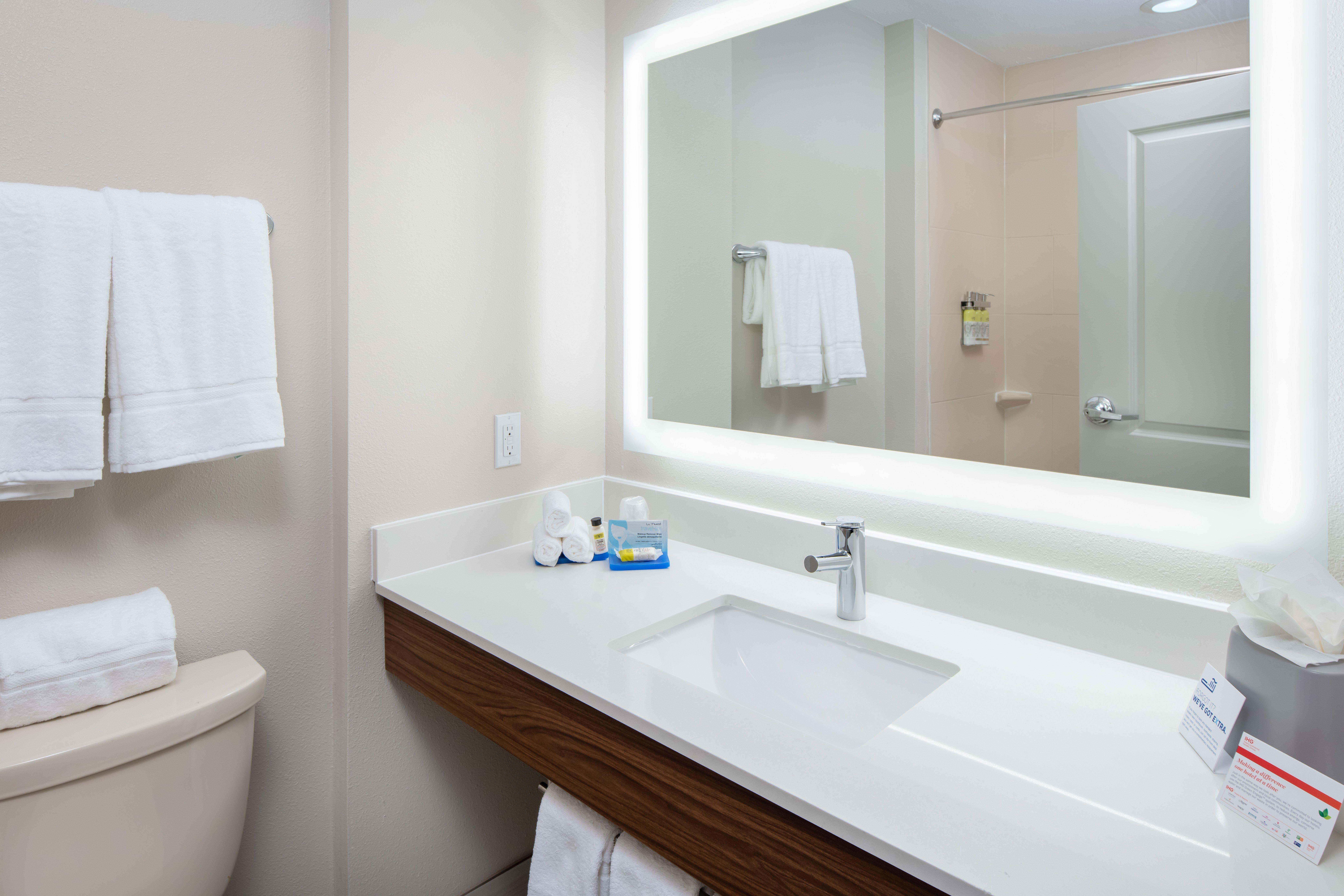 Holiday Inn Express Hotel & Suites Dallas South - Desoto By Ihg Εξωτερικό φωτογραφία