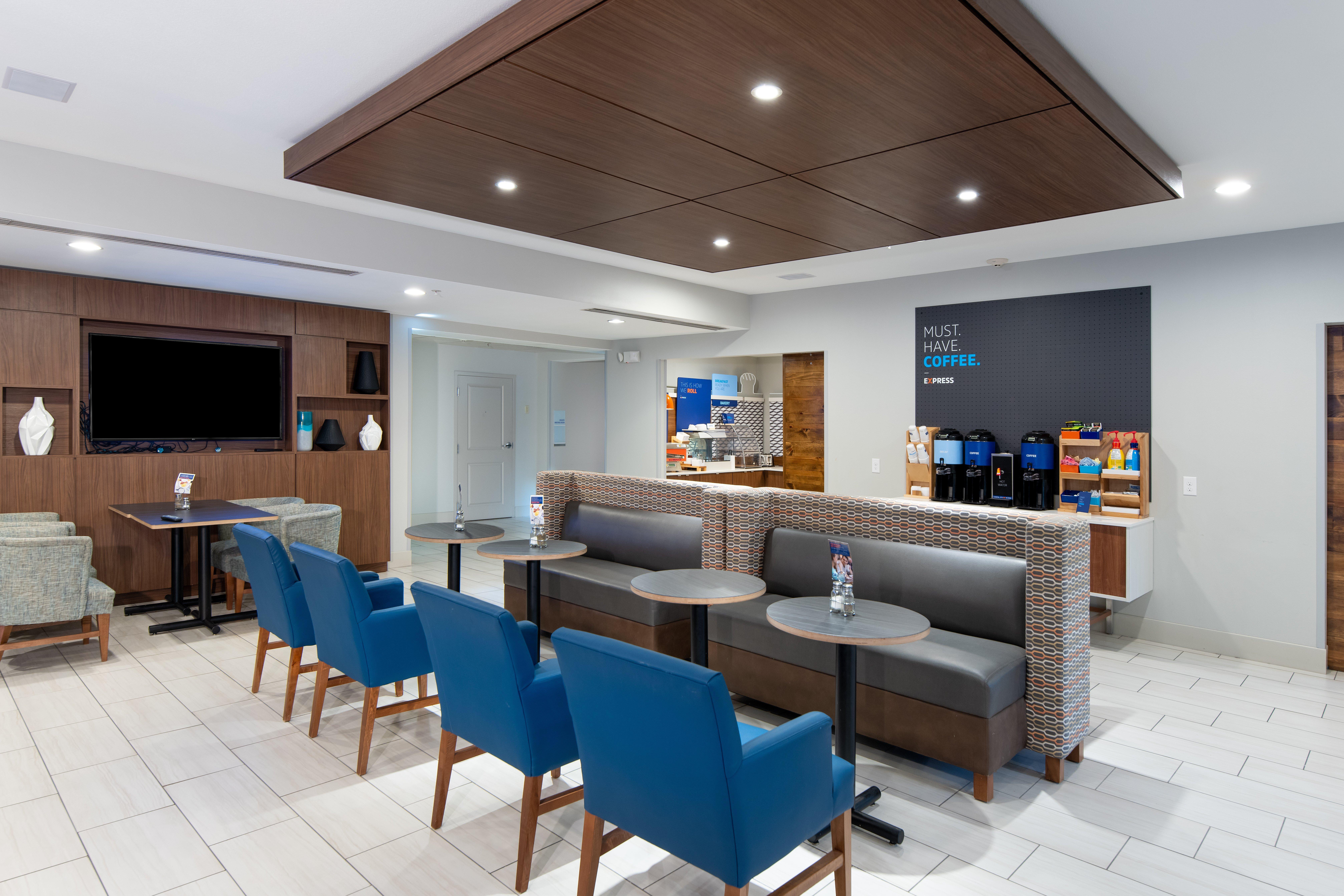 Holiday Inn Express Hotel & Suites Dallas South - Desoto By Ihg Εξωτερικό φωτογραφία