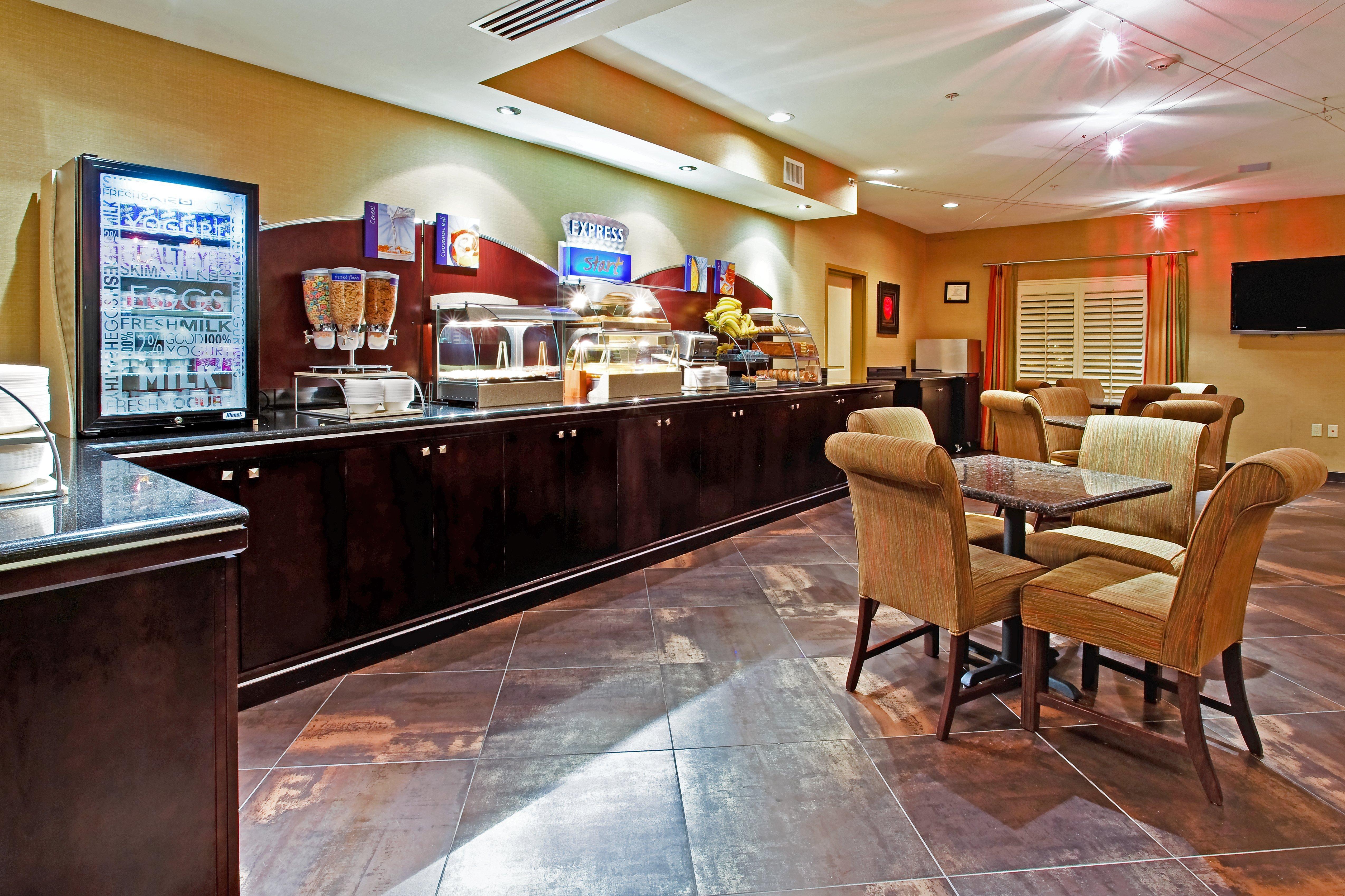 Holiday Inn Express Hotel & Suites Dallas South - Desoto By Ihg Εξωτερικό φωτογραφία