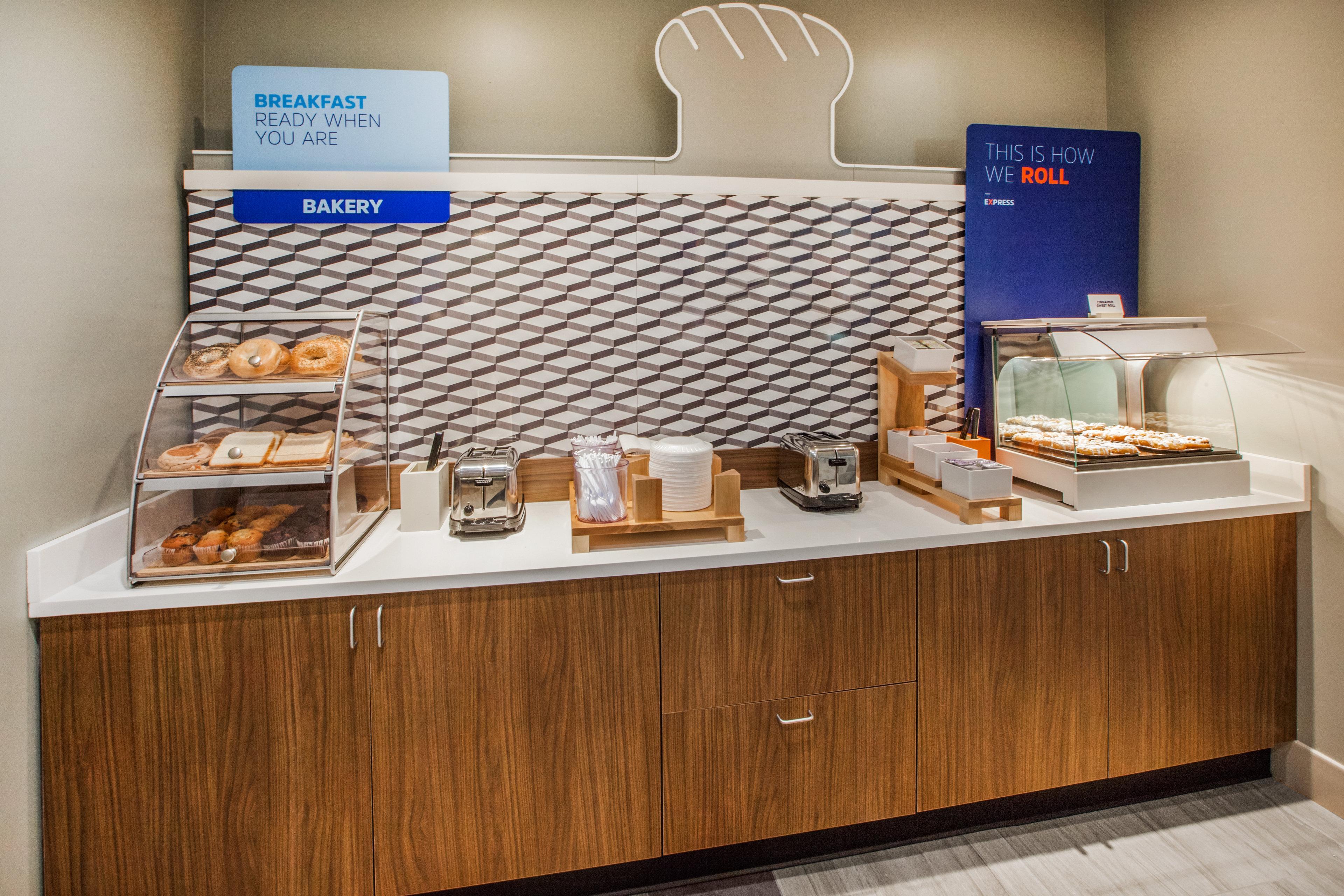 Holiday Inn Express Hotel & Suites Dallas South - Desoto By Ihg Εξωτερικό φωτογραφία
